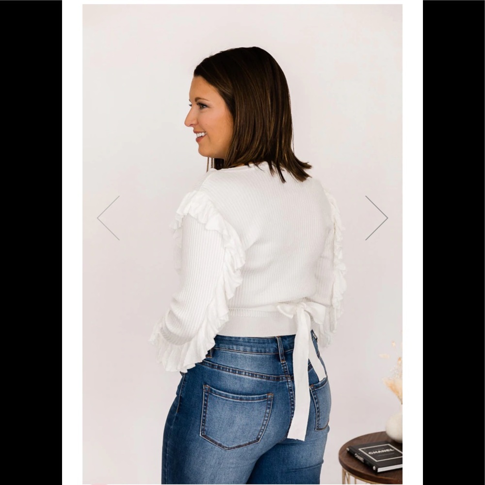 Ivory Ruffled Hem Crop Sweater - Picture 5 of 8